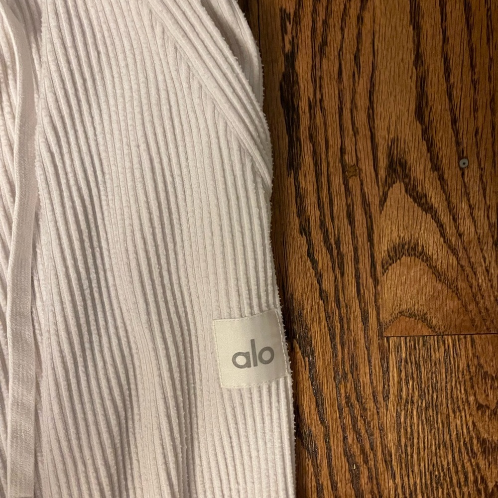 ALO Yoga White Ribbed jogger pants